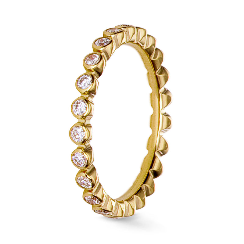 Romanteec Diamond Wedding Band 2 mm